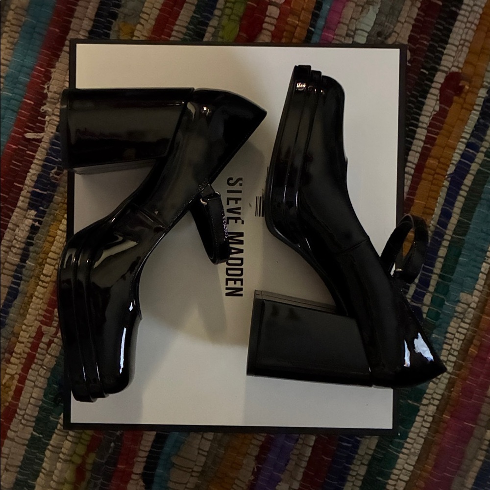 Steve Madden Black Patent Mary Jane’s - Picture 4 of 4